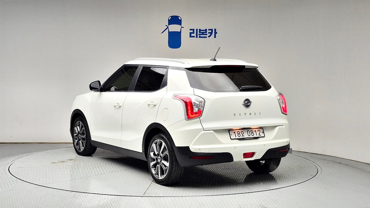 차량 이미지 6