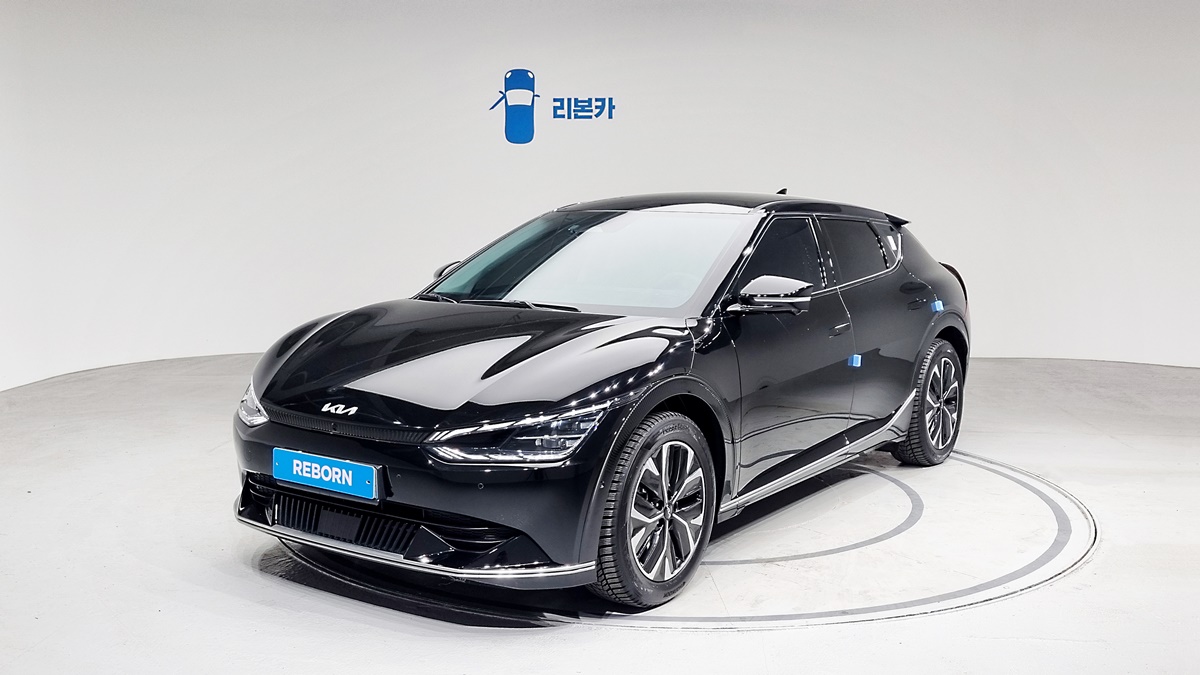 기아 EV6 롱 레인지 2WD 어스 전기 중고차 렌트