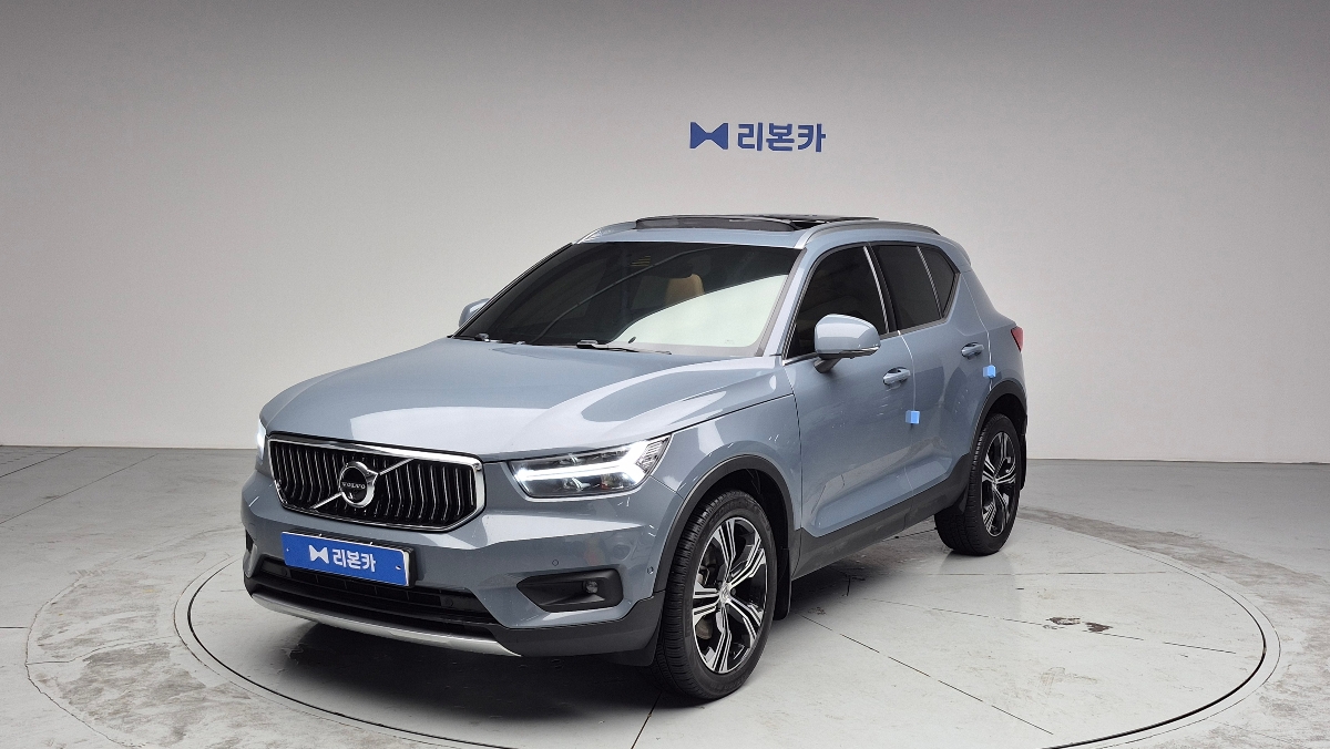 볼보 볼보 XC40 2.0 B4 AWD 인스크립션 가솔린 리본카 천안지점