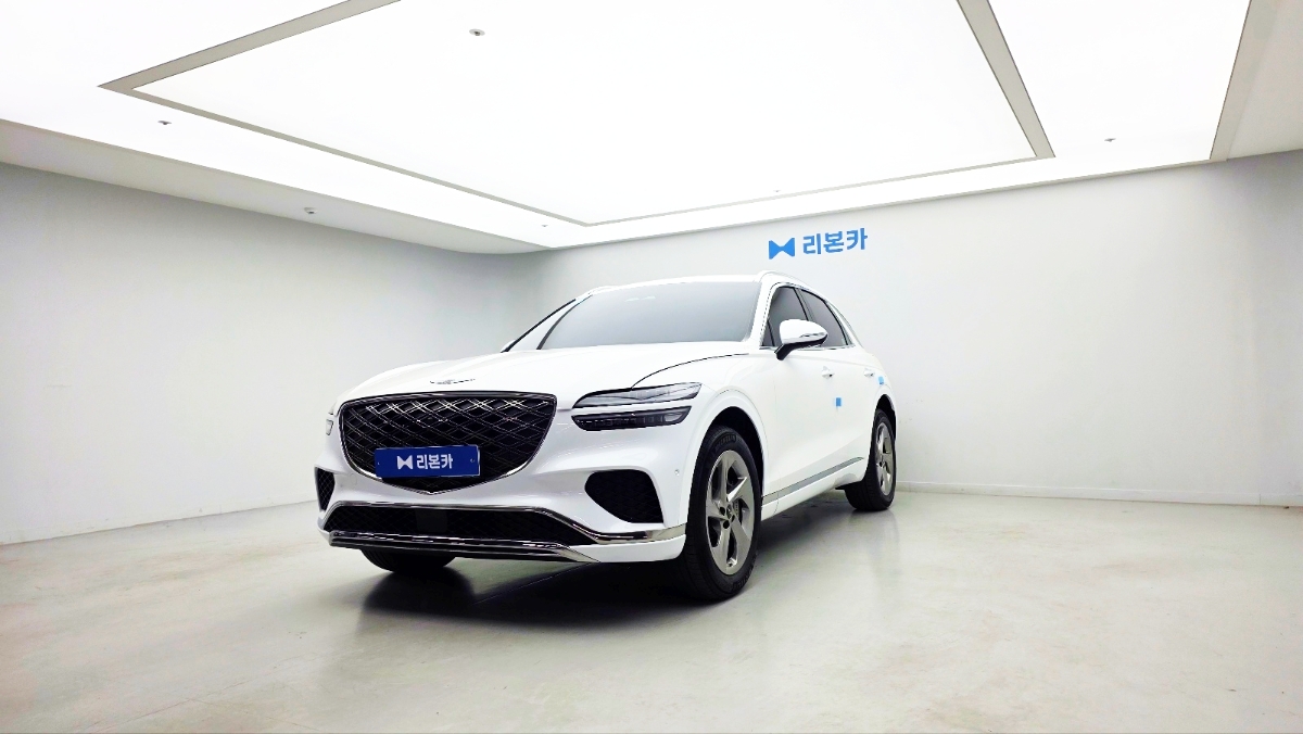 제네시스 신형 GV70 2.5T AWD 기본형 가솔린 리본카 일산지점