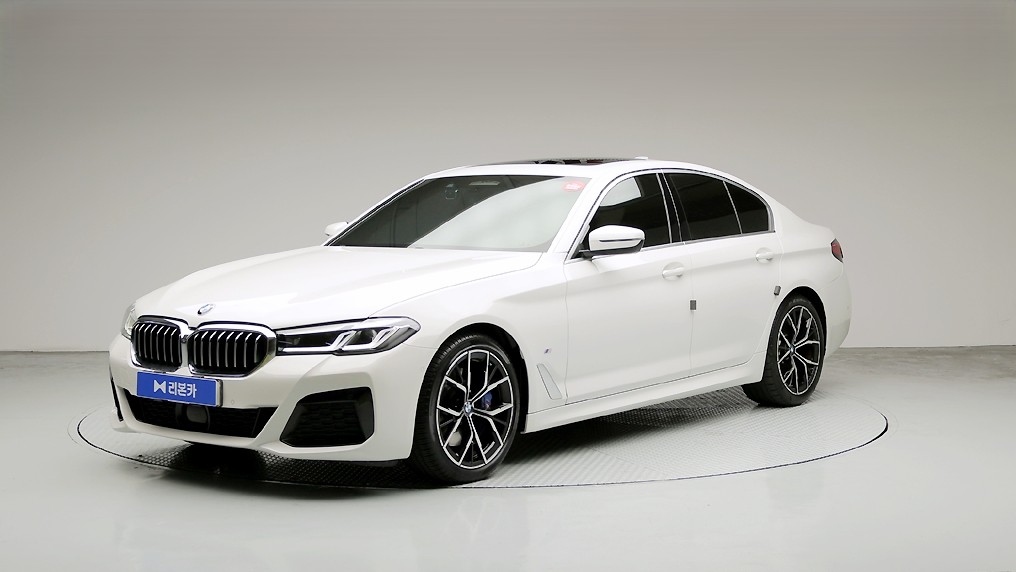BMW BMW 5시리즈(7세대) 530i M 스포츠팩 가솔린 리본카 서울지점