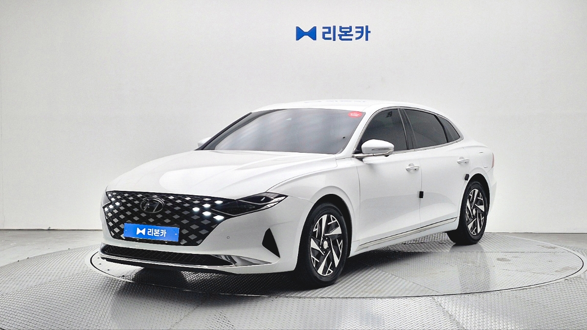 현대 더 뉴그랜저IG 하이브리드 2.4 HEV 르블랑 가솔린+전기 리본카 광주지점
