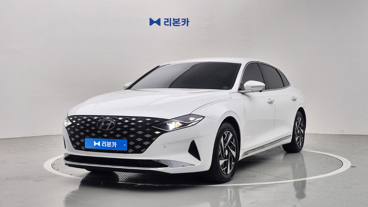 현대 더 뉴그랜저IG 하이브리드 2.4 HEV 르블랑 가솔린+전기 리본카 부산지점
