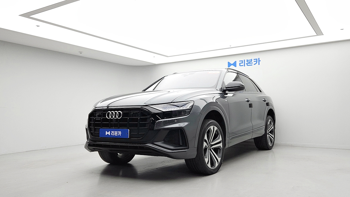 아우디 아우디 Q8 55 TFSI 콰트로 프리미엄 가솔린 리본카 일산지점