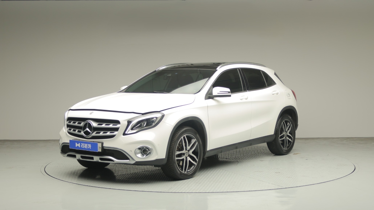 벤츠 벤츠 GLA클래스 GLA 220 프리미엄 가솔린 리본카 서울지점