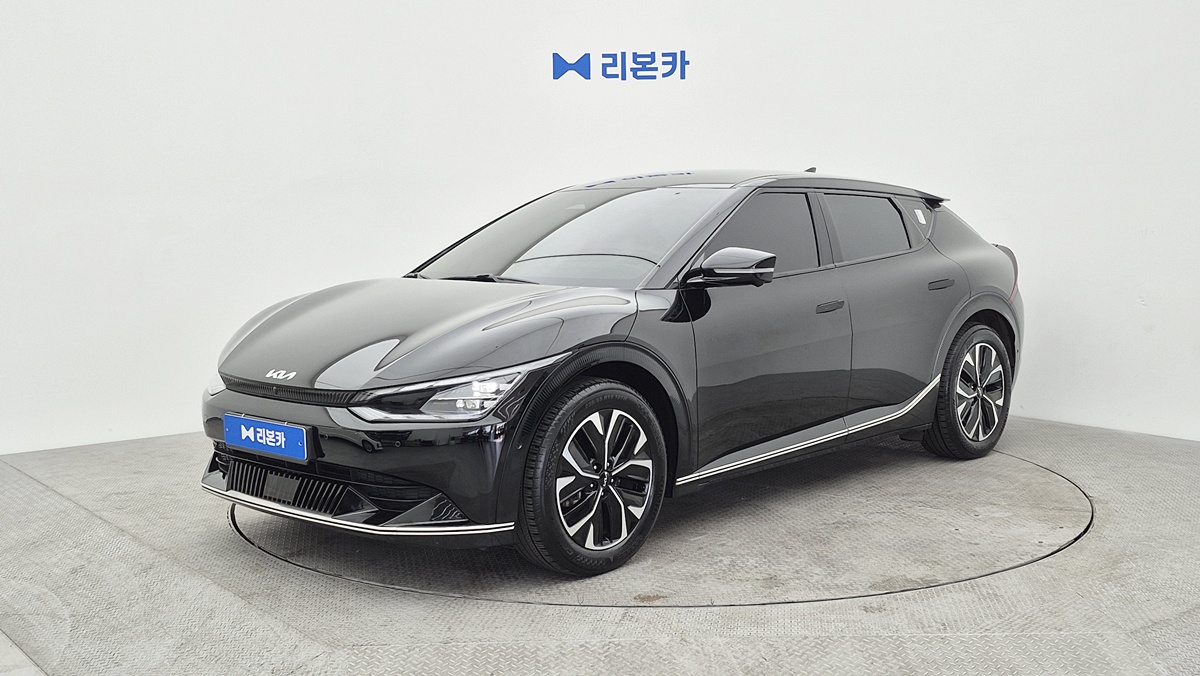 기아 EV6 롱 레인지 2WD 어스 전기 리본카 김포지점