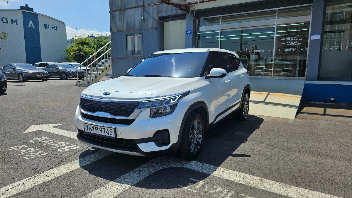 기아 셀토스 1.6 디젤 2WD 프레스티지 디젤 리본카 제주지점