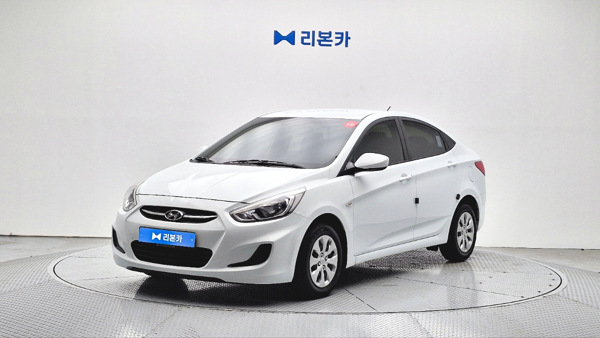 현대 엑센트 신형 1.4 VVT 스마트 가솔린 리본카 광주지점