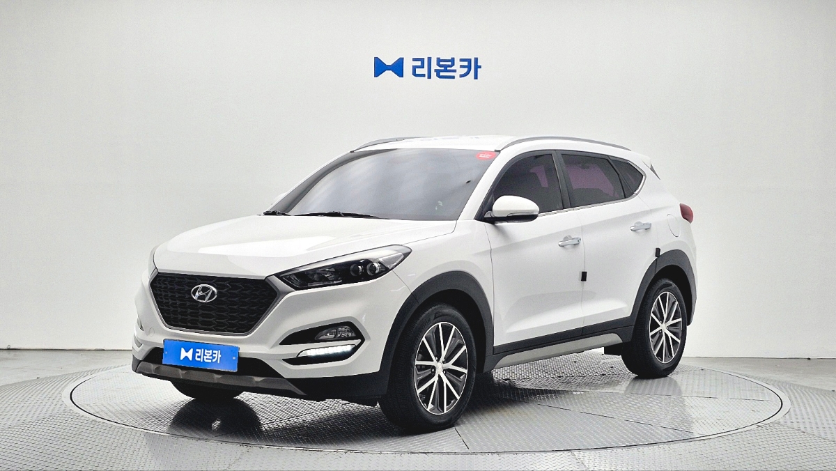 현대 올 뉴투싼 디젤 1.7 2WD 모던피버 디젤 리본카 광주지점
