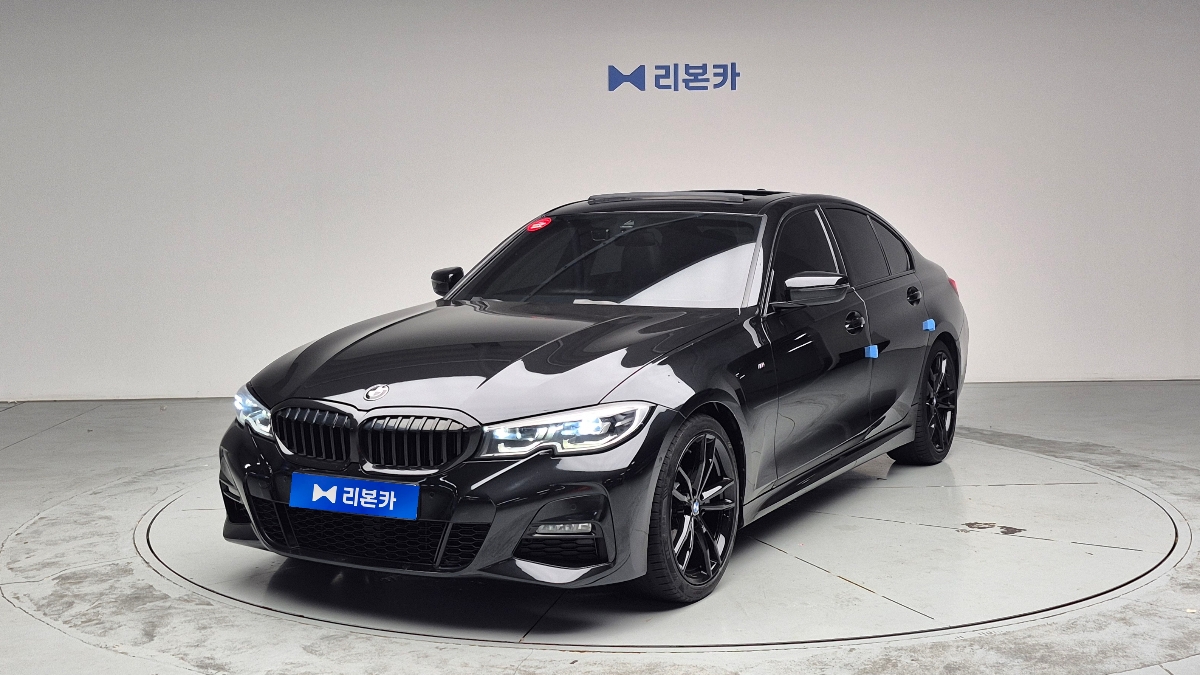 BMW BMW 3시리즈(7세대) 320i M 스포츠팩 블랙수트 가솔린 리본카 천안지점