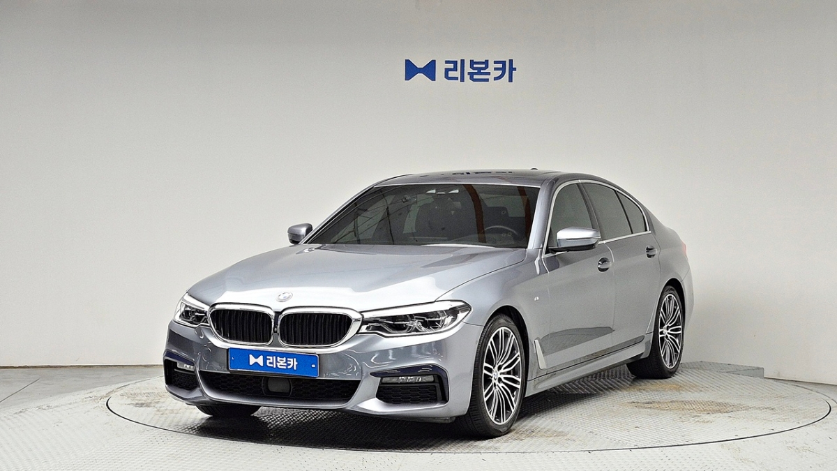 BMW BMW 5시리즈(7세대) 530i M스포츠팩 플러스 가솔린 리본카 동대구지점