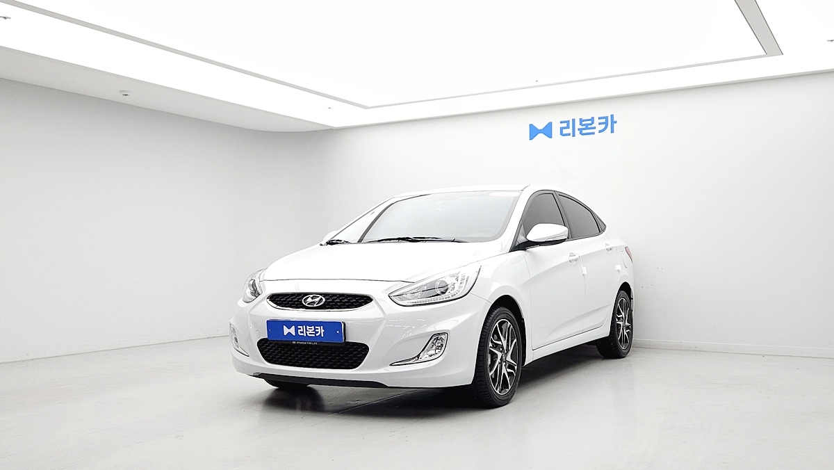 현대 엑센트 신형 1.4 VVT 프리미엄 가솔린 리본카 일산지점