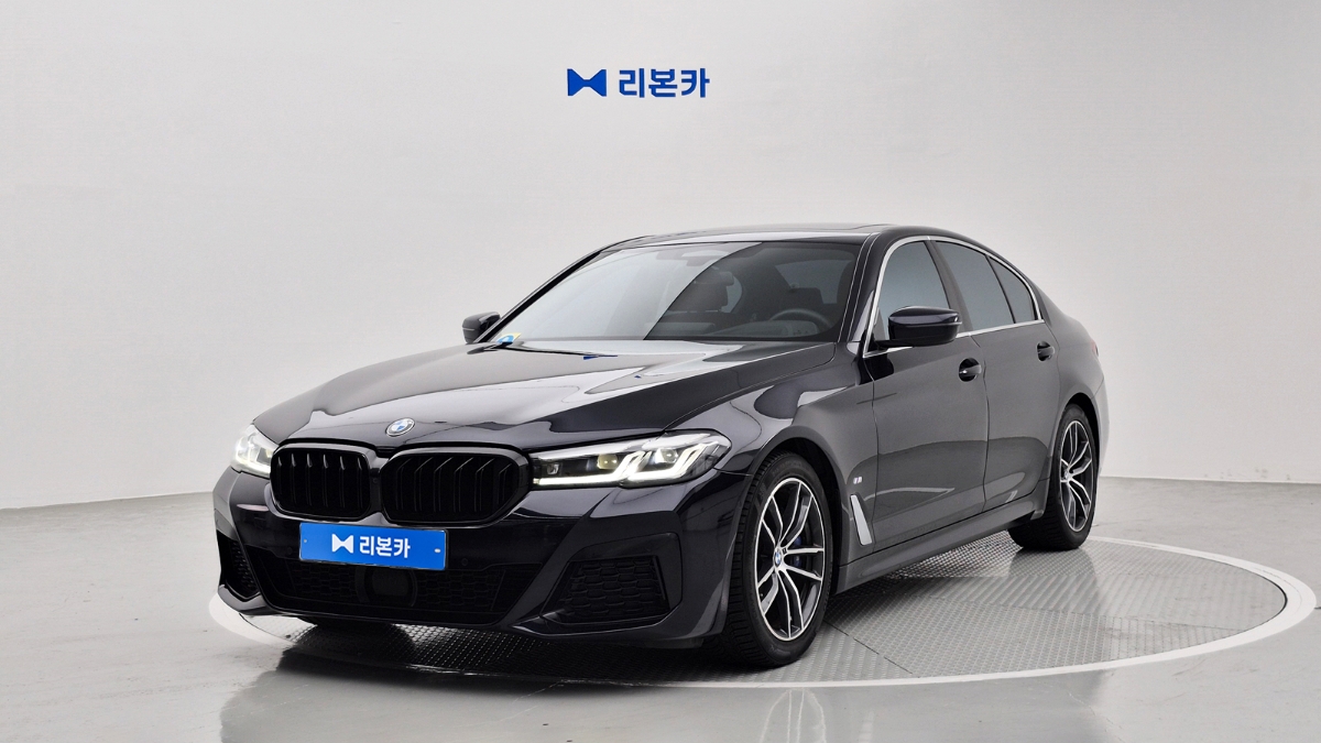 BMW BMW 5시리즈(7세대) 520i M 스포츠팩 가솔린 리본카 부산지점