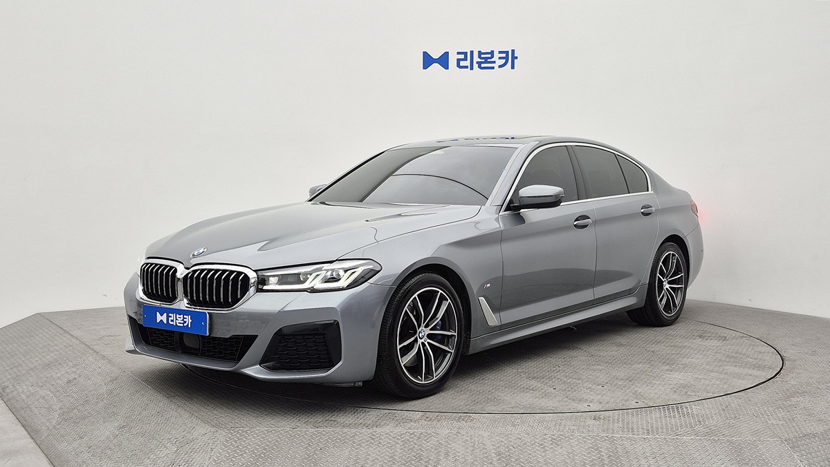 BMW BMW 5시리즈(7세대) 520i M 스포츠팩 가솔린 리본카 김포지점