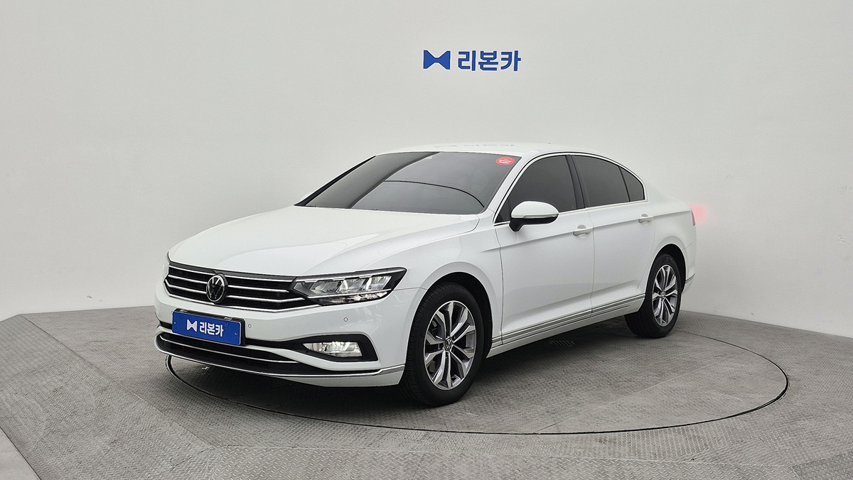 폭스바겐 폭스바겐 파사트 GT(8세대) 2.0 TDI 프리미엄 디젤 리본카 김포지점