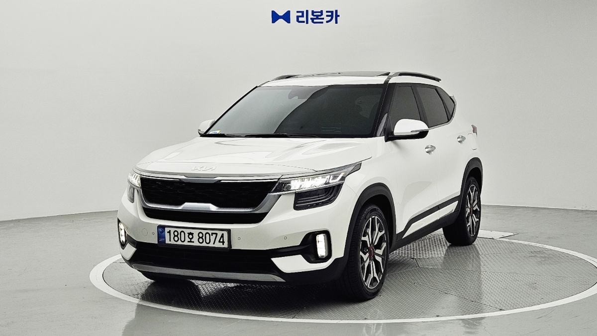 기아 셀토스 1.6 가솔린 2WD 시그니처 가솔린 리본카 부산지점
