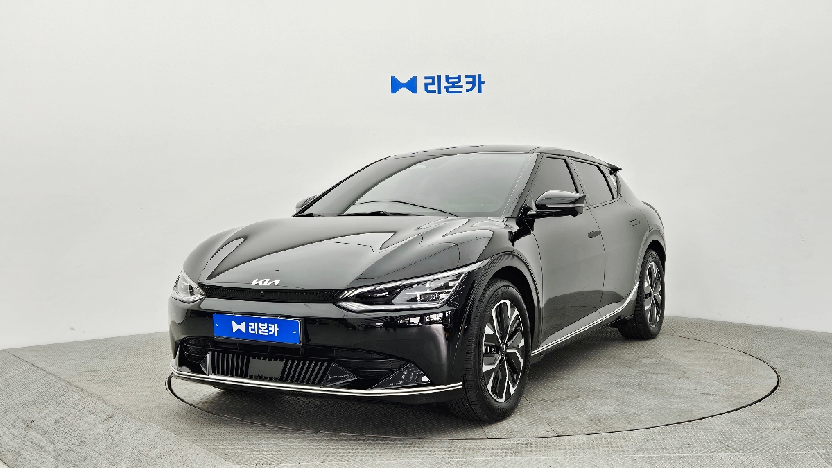 기아 EV6 롱 레인지 2WD 어스 전기 리본카 김포지점