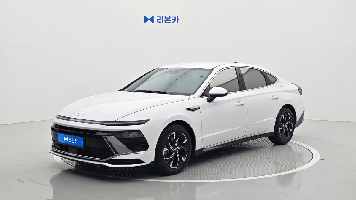 현대 쏘나타 디 엣지 가솔린 2.0 익스클루시브 가솔린 리본카 부산지점