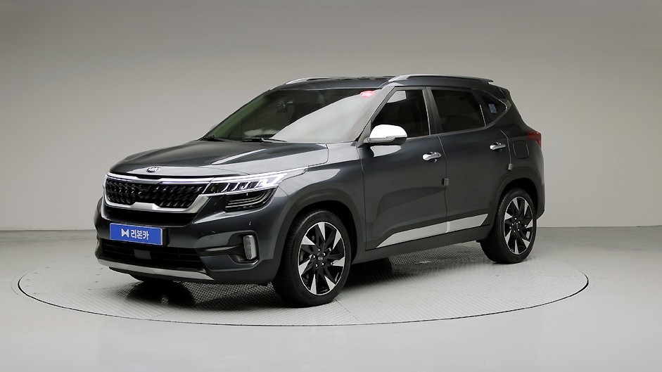 기아 셀토스 1.6 가솔린 4WD 시그니처 가솔린 리본카 서울지점