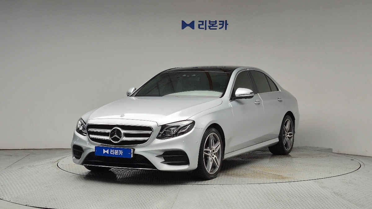 벤츠 벤츠 E클래스(5세대) E300 4매틱 AMG 라인 가솔린 리본카 동대구지점