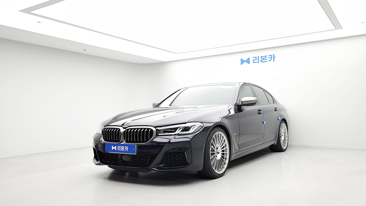 BMW BMW 5시리즈(7세대) M550i xDrive 가솔린 리본카 일산지점