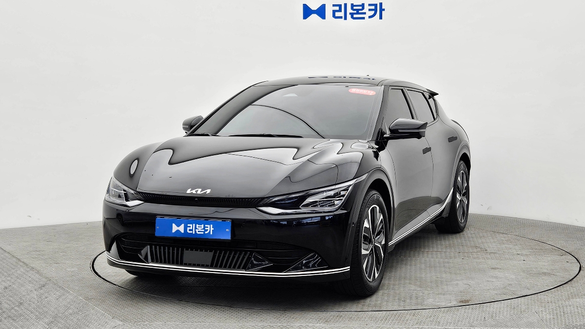 기아 EV6 롱 레인지 2WD 어스 전기 리본카 김포지점