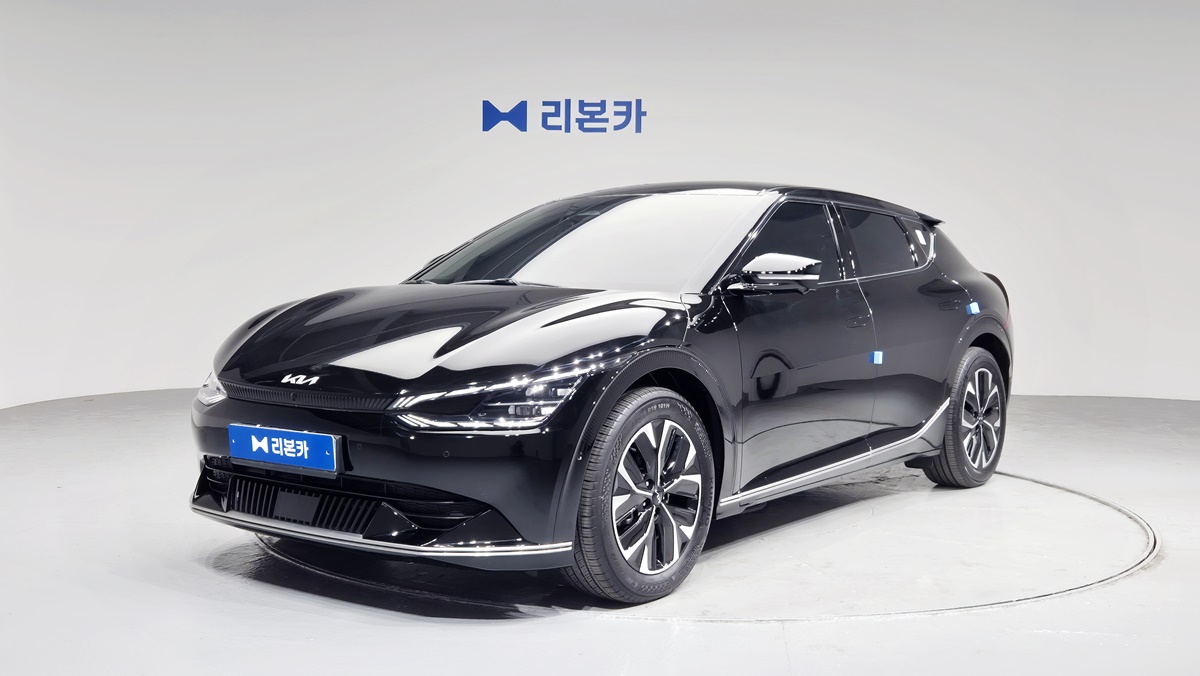 기아 EV6 롱 레인지 2WD 어스 전기 리본카 청라지점