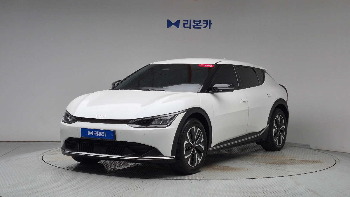 기아 EV6 롱 레인지 2WD 에어 전기 리본카 동대구지점