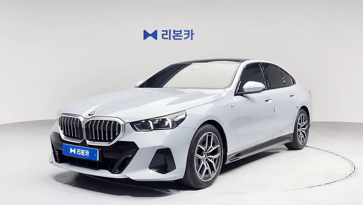 BMW BMW 5시리즈(8세대) 520i M 스포츠 가솔린 리본카 청라지점