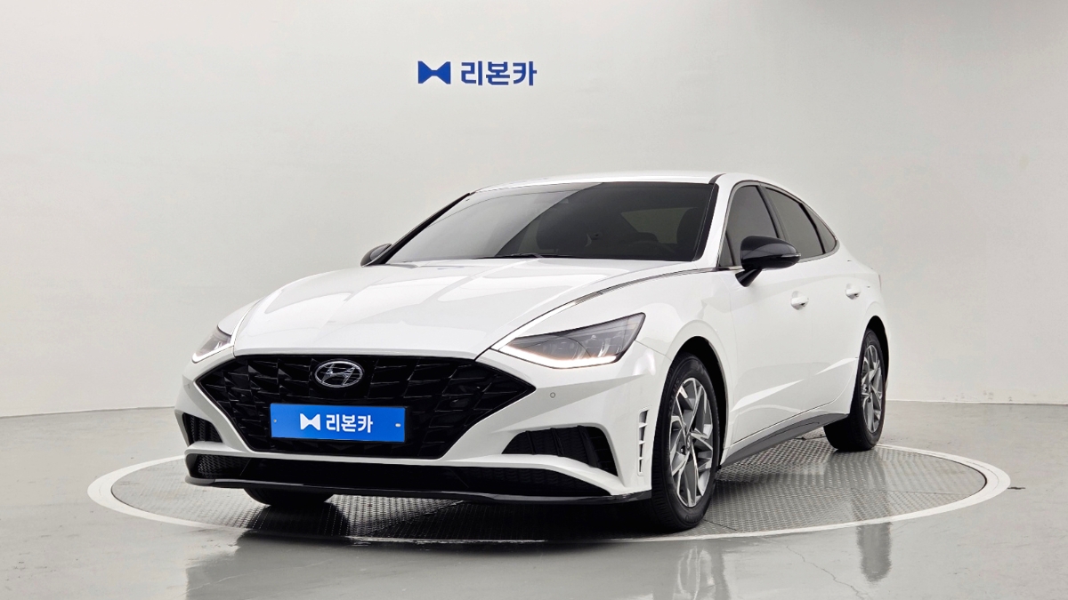 현대 쏘나타(DN8) G2.0 프리미엄 플러스 가솔린 리본카 부산지점