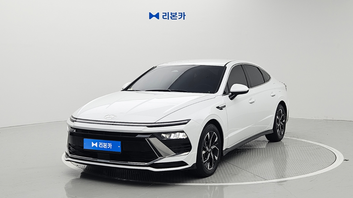 현대 쏘나타 디 엣지 가솔린 2.0 익스클루시브 가솔린 리본카 부산지점