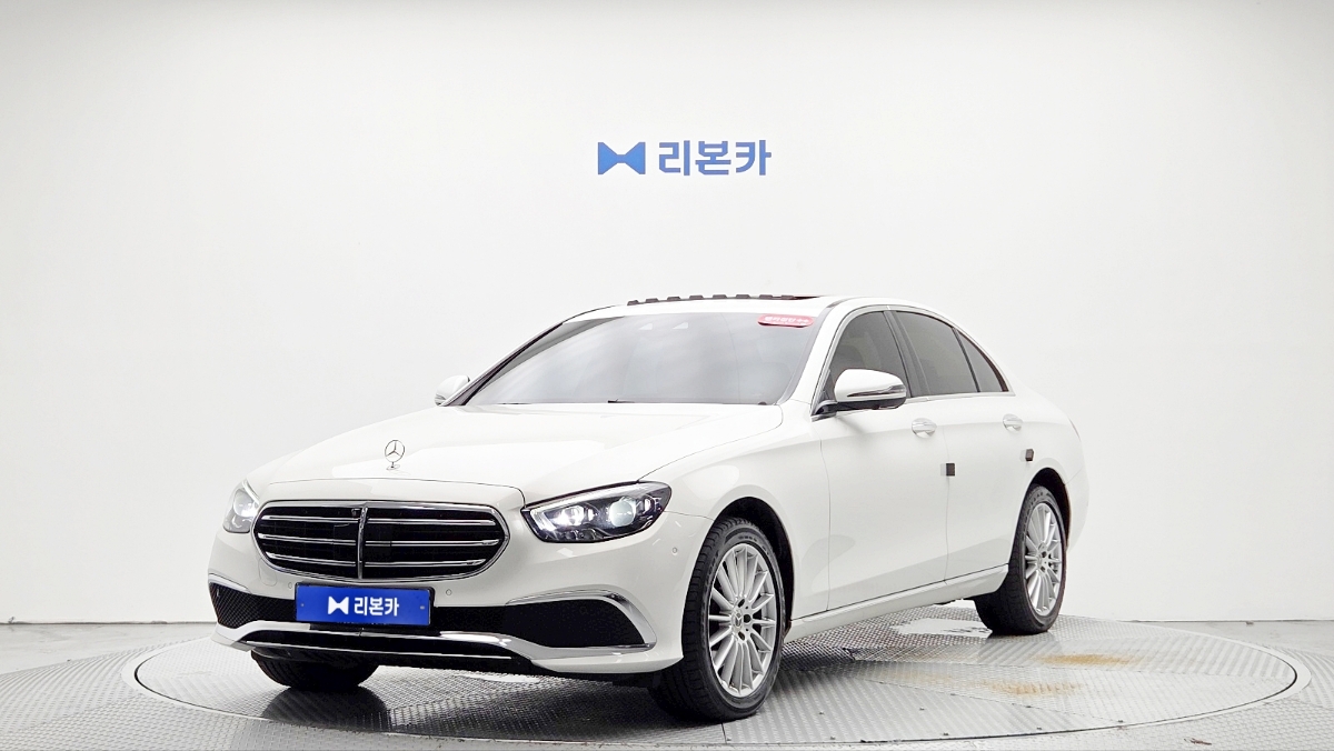 벤츠 벤츠 E클래스(5세대) E220d 4매틱 익스클루시브 디젤 리본카 광주지점