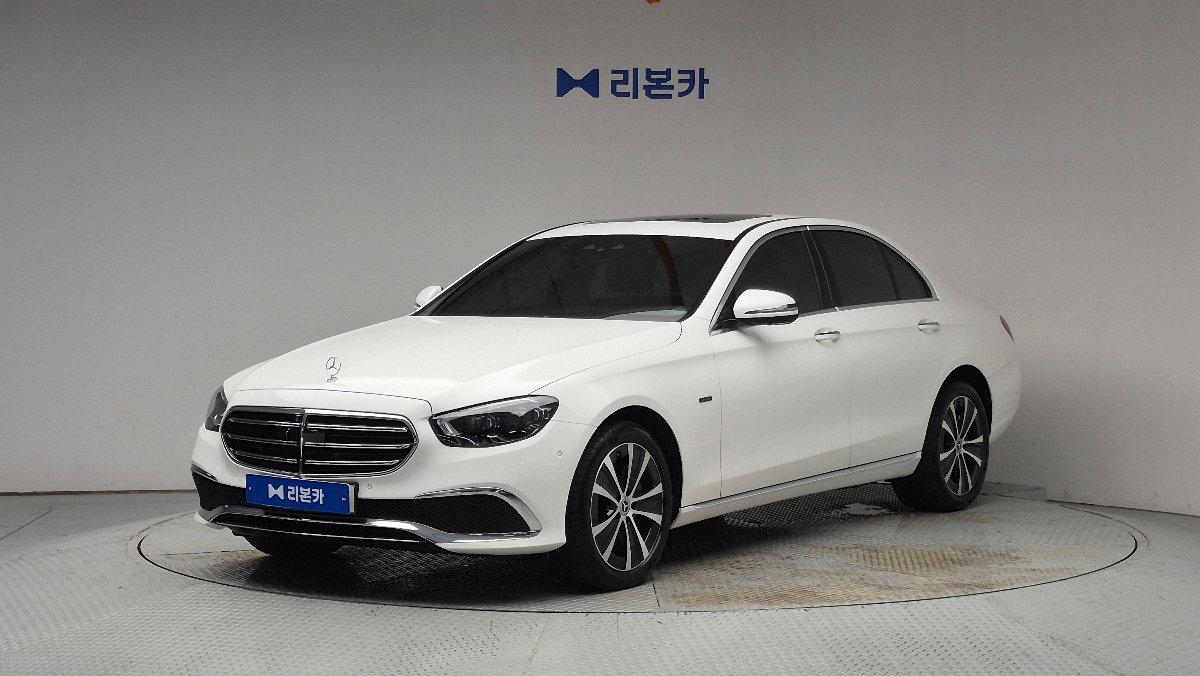 벤츠 벤츠 E클래스(5세대) E300e 4매틱 익스클루시브 가솔린+전기 리본카 동대구지점
