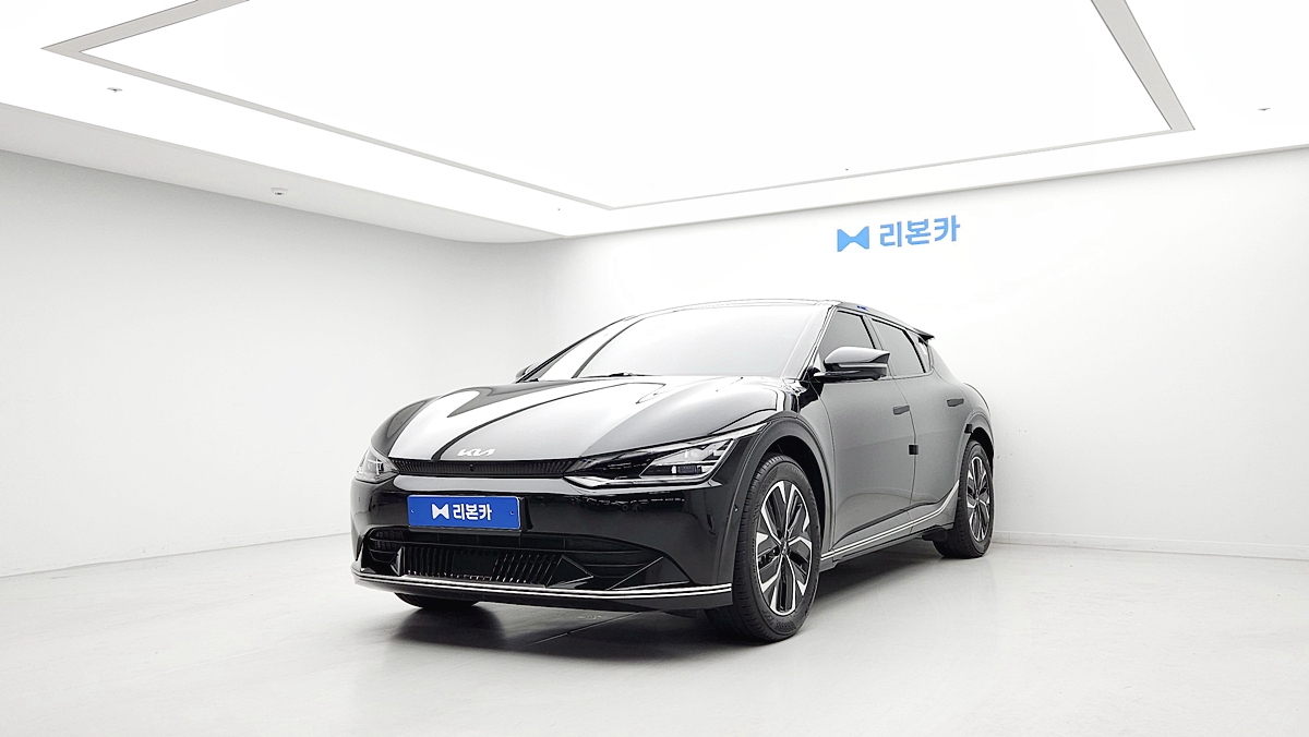 기아 EV6 롱 레인지 2WD 어스 전기 리본카 일산지점