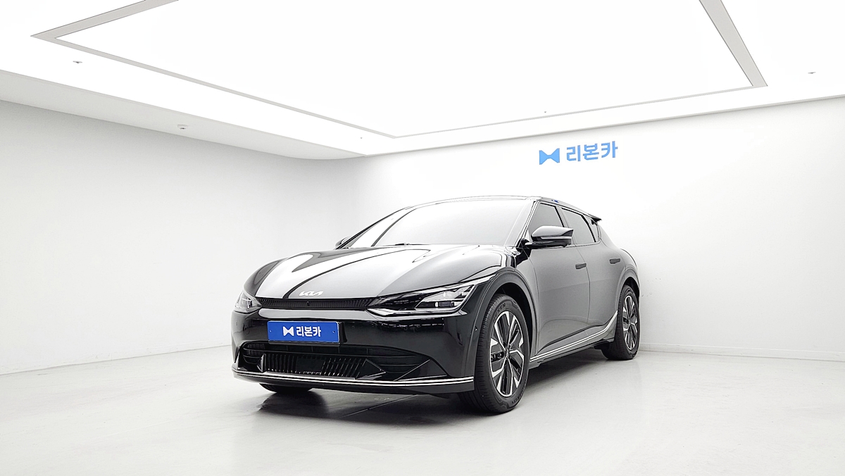기아 EV6 롱 레인지 2WD 어스 전기 리본카 일산지점
