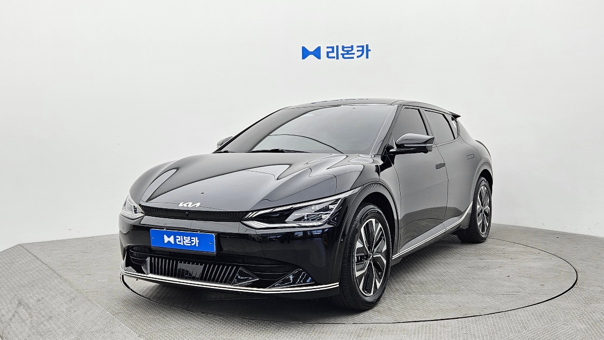 기아 EV6 롱 레인지 2WD 어스 전기 리본카 김포지점