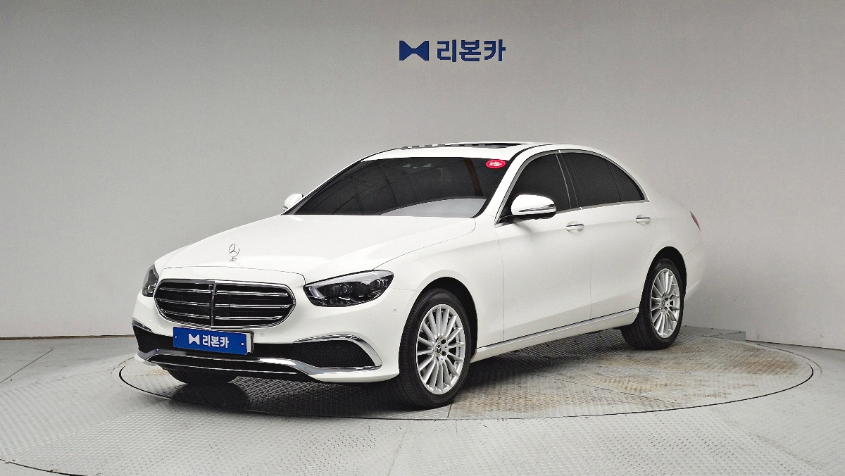 벤츠 벤츠 E클래스(5세대) E220d 4매틱 익스클루시브 디젤 리본카 동대구지점