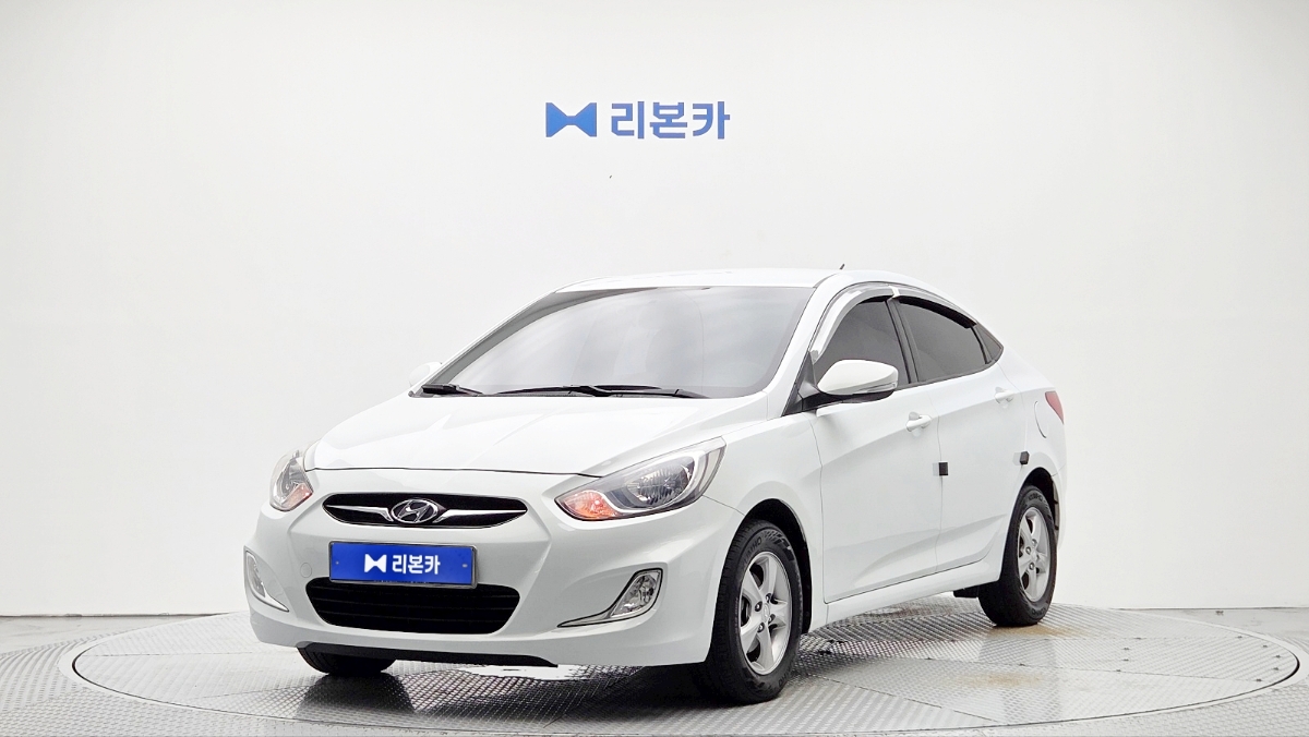 현대 엑센트 신형 1.4 VVT 프리미어 가솔린 리본카 광주지점