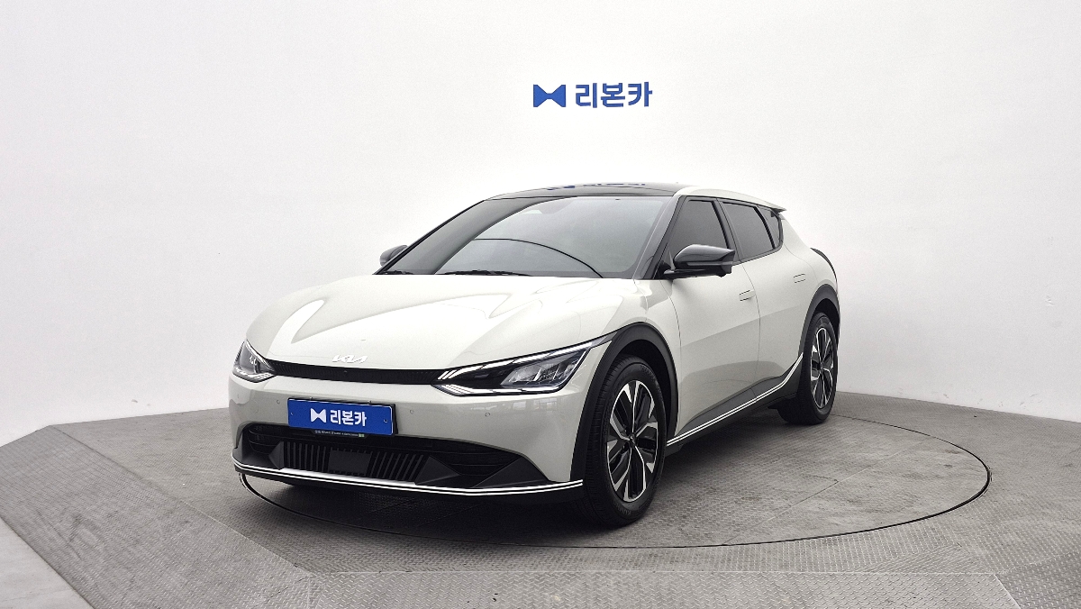 기아 EV6 스탠다드 2WD 에어 전기 리본카 김포지점