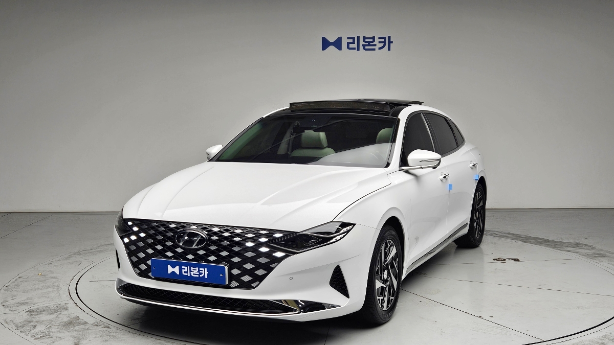 현대 더 뉴그랜저IG 하이브리드 2.4 HEV 르블랑 가솔린+전기 리본카 천안지점