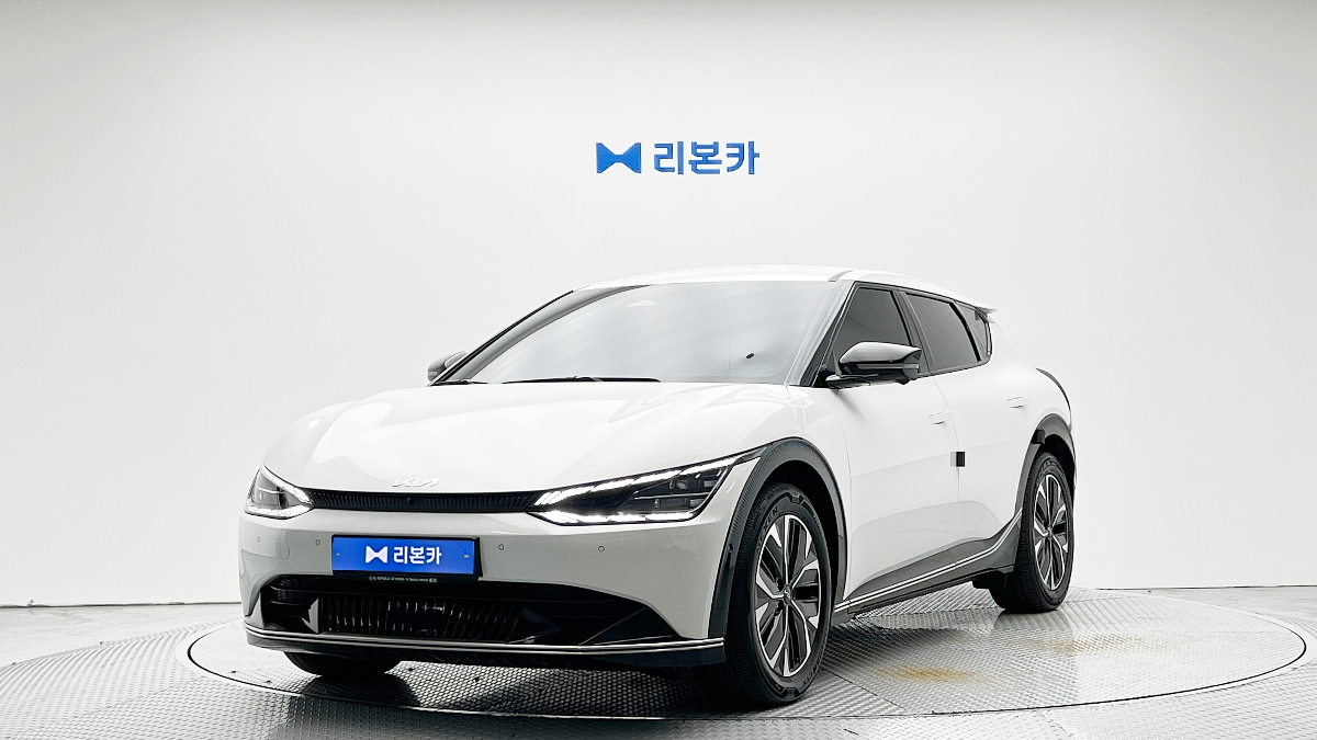 기아 EV6 롱 레인지 2WD 어스 전기 리본카 광주지점