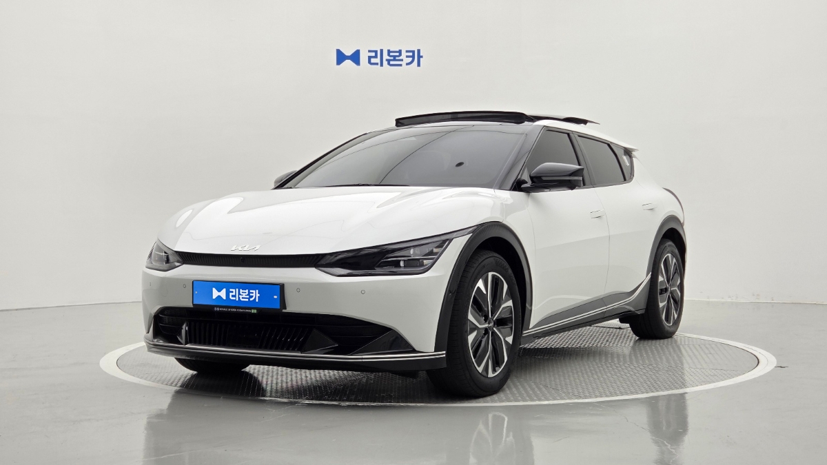 기아 EV6 롱 레인지 4WD 어스 전기 리본카 부산지점
