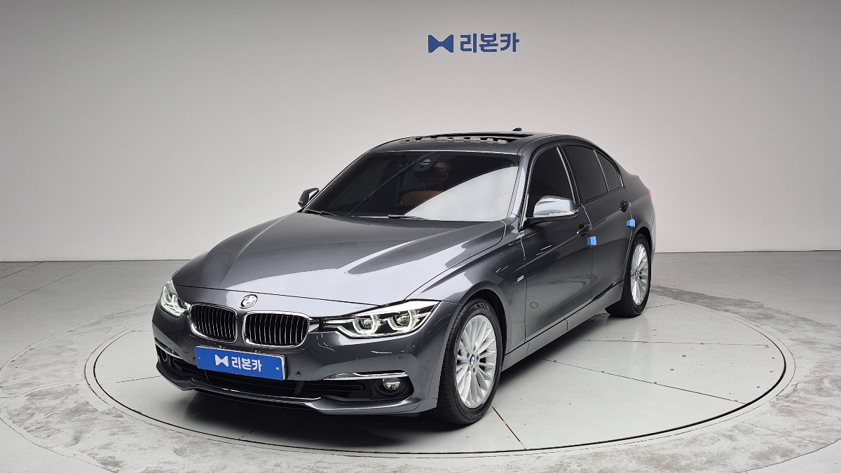 BMW BMW 3시리즈(6세대) 320i 럭셔리 가솔린 리본카 천안지점